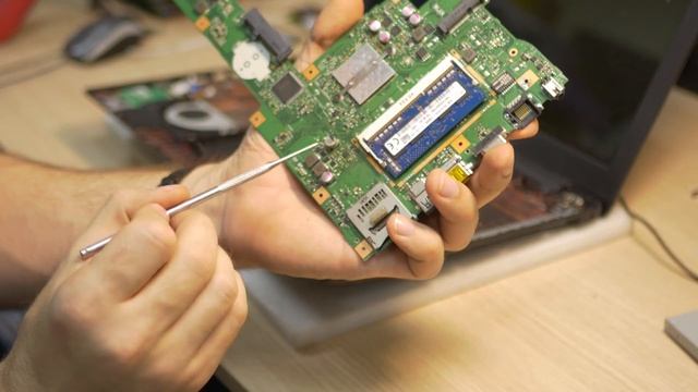 Поднимаем ASUS X553MA после рукожопов смотреть онлайн