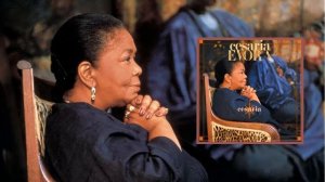 Cesaria Evora - Tudo Dia E Dia [Official Video]