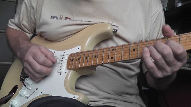 Fender Stratocaster CS 1993 (Gravelin Pickups) & Fender Stratocaster 1967 (Fender Pickups 1963) смотреть онлайн