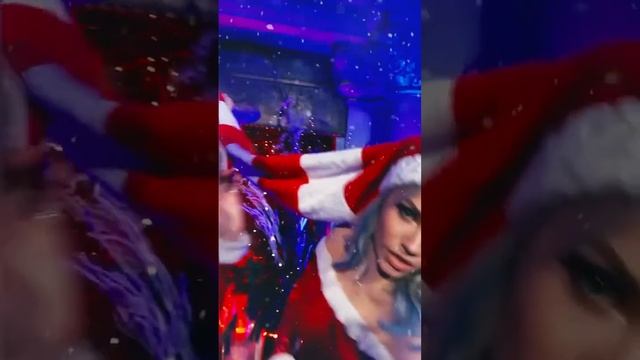 Дед Мороз и Снегурочки принимают ваши заявки! #шоубалетмосква #танцевальныйколлектив #новогоднеешоу
