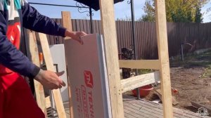 Защищаем водяную скважину и насос от мороза ❄️ Собираем несъемную опалубку для кессона..