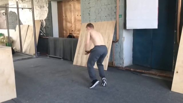 ШКОЛА ФРИРАНА И ПАРКУРА |3|: КАК НЕ ЗАБЫТЬ СВОИ САЛЬТО? КАК ПРОКАЧАТЬ СВОИ ЭЛЕМЕНТЫ? смотреть онлайн