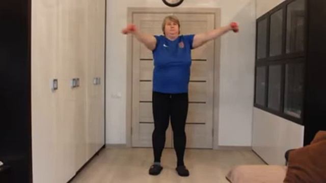 Комплекс упражнений с гантелями