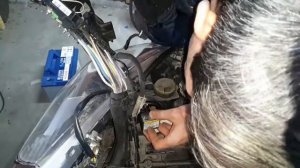 Peugeot 508 Replace Xenon Bulb Timelapse