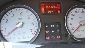 Лампа давления масла гаснет не сразу Логан Мсв , Logan Mcv 1,5 dci