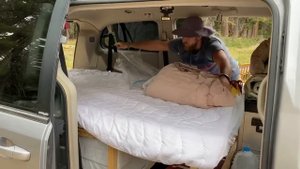 #VANLIFE Начало. Первая версия нашего дома на колёсах в Chrysler Town&Country