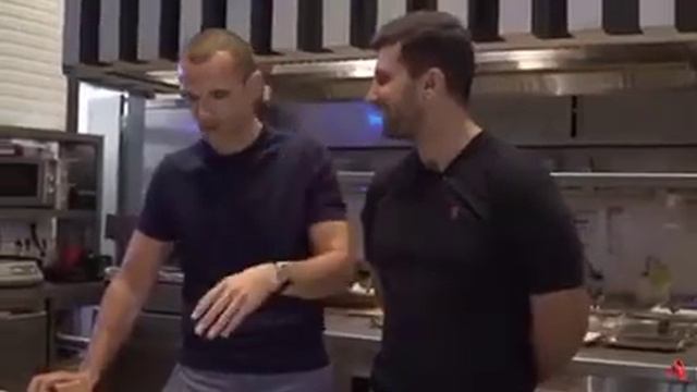 (@) я ненавижу строителей  ))
