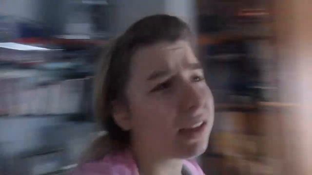 VLOG: Обмен подарками и рестораны смотреть онлайн