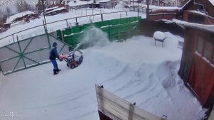 Снегоуборщик бензиновый PATRIOT СИБИРЬ 85ET чистка снега! вид с камеры наблюдения!