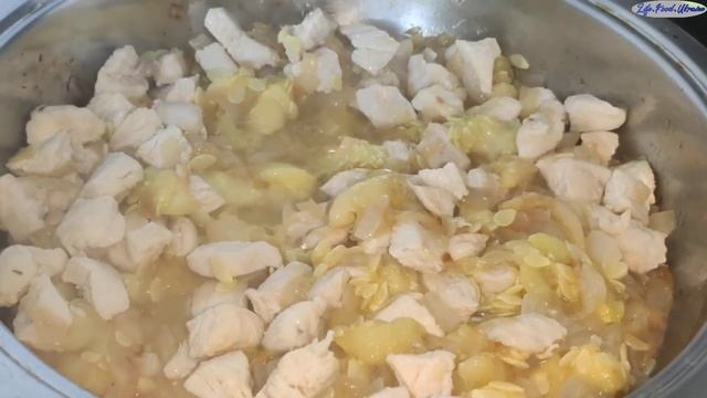 Куриный гуляш из куриного филе с кабачками и не только, рекомендую попробовать очень..#курицавсоусе