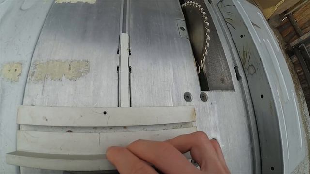 Дисковая настольная пила Hitachi C10RD. 4 года эксплуатации. смотреть онлайн