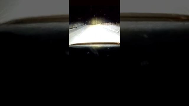 Снегопад, видимость дороги с лэд фарами