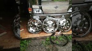 Хромированные колпаки на грузовики любых размеров.