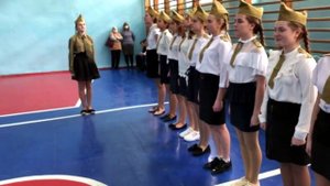 Строевой смотр в Пролетарской МБОУ СОШ №5.mp4