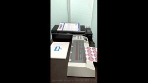 ЛАМИНИРОВАНИЕ ПОЛИГРАФИИ ДЛЯ ЗНАЧКОВ