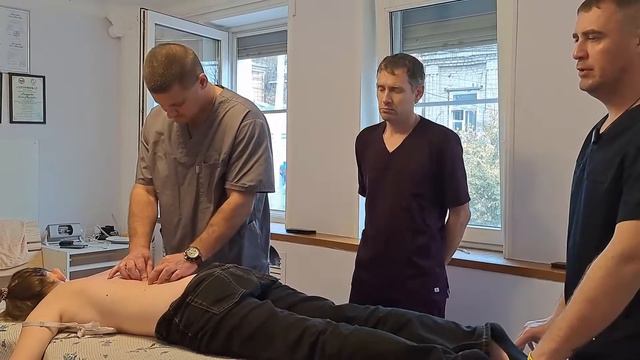 ASMR девушка на приёме. центр Народной Медицины Ростов-НА-Дону смотреть онлайн