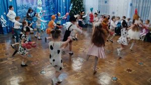 Потолок ледяной дверь скрипучая