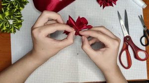 Бантики для волос на резинке ручной работы.