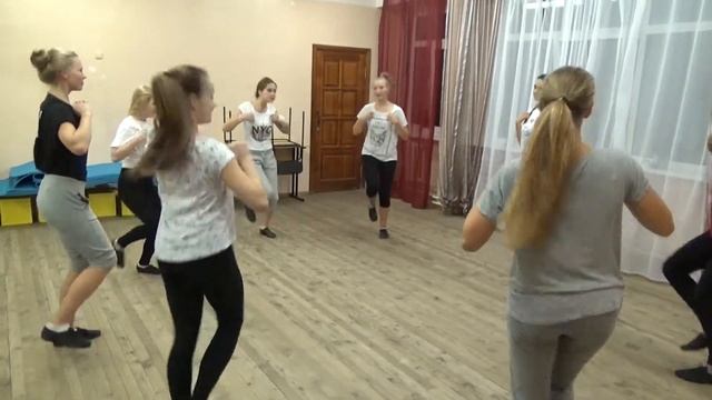 СЕКЦИЯ РИТМИКИ - УЧЕБНЫЙ МАТЕРИАЛ "РУМЫНСКИЙ ТАНЕЦ"