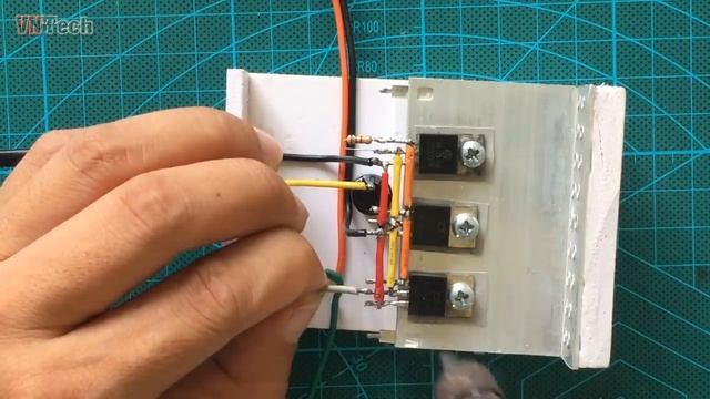 Powerful Bass Amplifier Using Triple 13007 Transistors From PC Power Supply