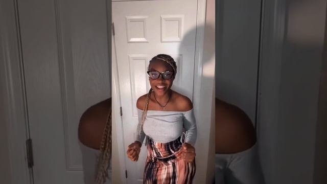 как моя соседка танцует смотрите #shorts смотреть онлайн