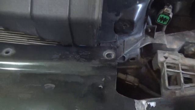 Как снять-установить передний бампер,Hyundai Tucson 1. смотреть онлайн