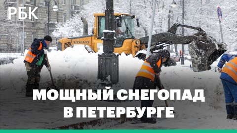 Мощный снегопад принес в Петербург сугробы декабрьского уровня