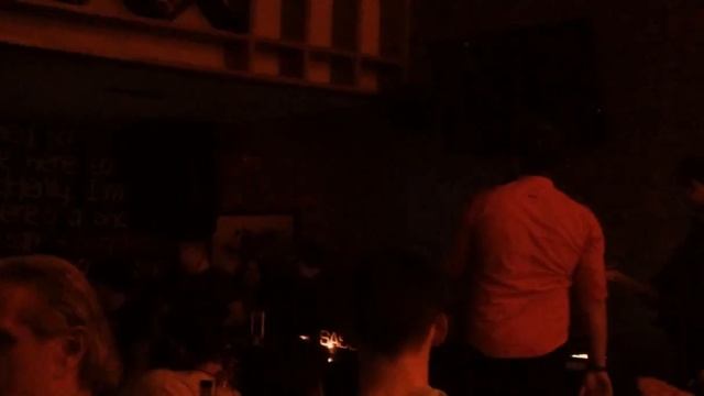 Giwrgos Livanis Na sou lew ela / Girise ksana Live@ SASS ( Xristougenna ) смотреть онлайн