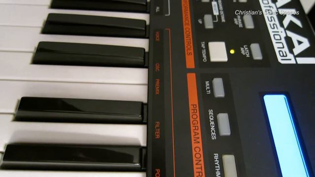 Best Ambient Synth Shootout #33: Akai Miniak - Song 1 смотреть онлайн