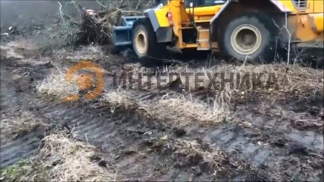 Отвал-корчеватель пней для фронтального погрузчика JCB