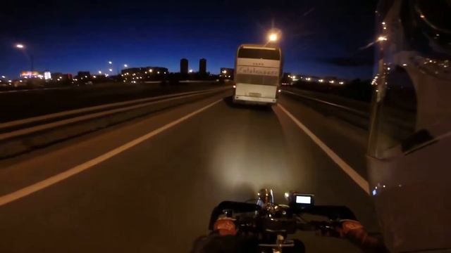 ночь... фонари... мкад... фуры... фуры... фуры... смотреть онлайн