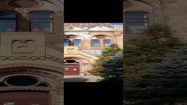 Васильевский остров. Клиника Пирогова. Большой проспект 49-51 и угол 14 линии