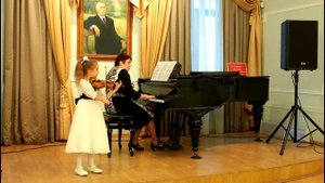 Людмила Выговская 6 лет. Концерт для скрипки соль-мажор, I часть, А.Вивальди