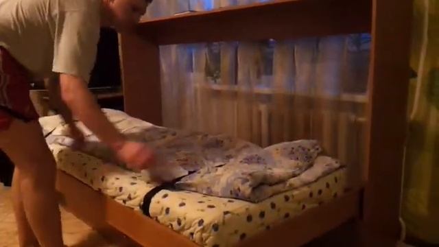 ОТКИДНАЯ КРОВАТЬ