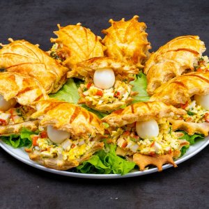 Быстрая и простая закуска из слоеного теста