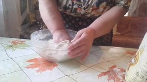 Тесто на молдавские пирожки.