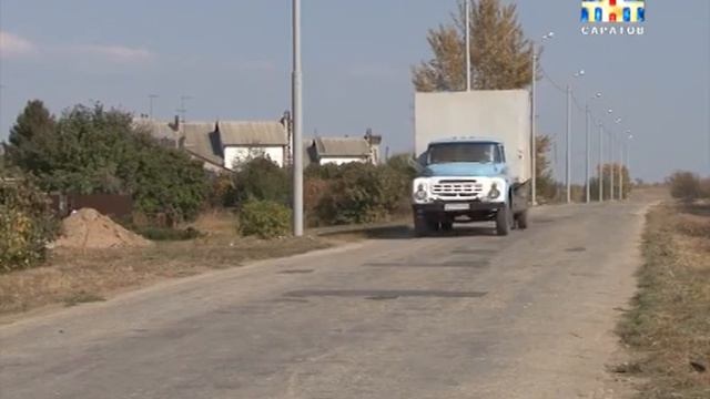 В Саратове обновили покрытие сразу на нескольких улицах смотреть онлайн