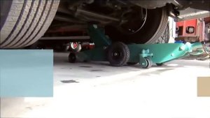 Подкатной гидравлический домкрат для грузовиков 10 тонн COMPAC 10T | Грузовой автосервис