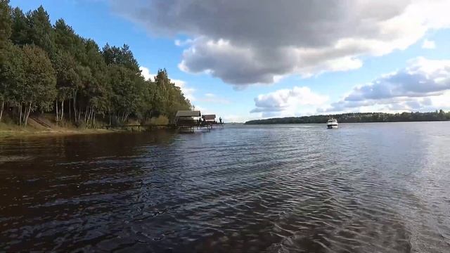 Осенняя прогулка на катерах. Phoenix 530 ht и Bella 652