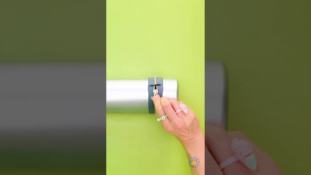 УДИВИТЕЛЬНЫЕ ПОДЕЛКИ ДЛЯ ШКОЛЫ! КРЕАТИВНЫЕ ШКОЛЬНЫЕ ПРИНАДЛЕЖНОСТИ РУЧНОЙ РАБОТЫ ? смотреть онлайн