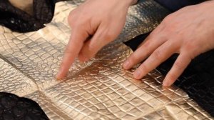Как отличить КОЖУ КРОКОДИЛА от ПОДДЕЛКИ, 5 способов. Натуральная кожа аллигатора или имитация? | 12
