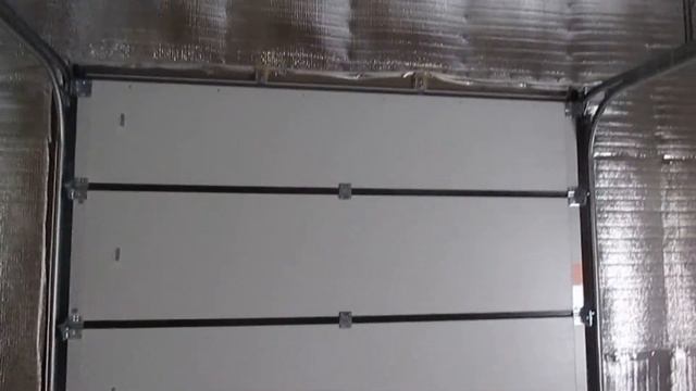 МОНТАЖ ВОРОТ АЛЮТЕХ ТРЕНД СВОИМИ РУКАМИ / СЕКЦИОННЫЕ ВОРОТА С АВТОМАТИКОЙ