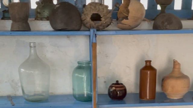 servant's kitchen in 18-19 century Seychelles / кухня для прислуги в 18-19в Сейшелы смотреть онлайн