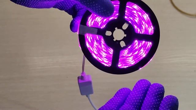 Светодиодная фитолента 5V USB 3м 180 led смотреть онлайн