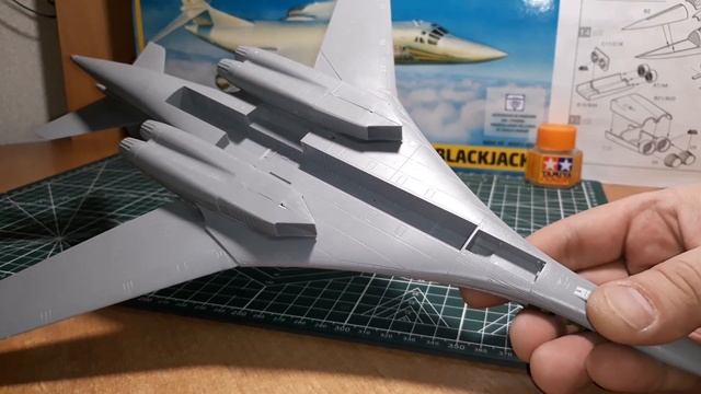 Сборка модели - Ту-160 (ZVEZDA) смотреть онлайн