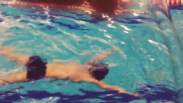 Секция по плаванию. Тренер - Иван Полканов. смотреть онлайн