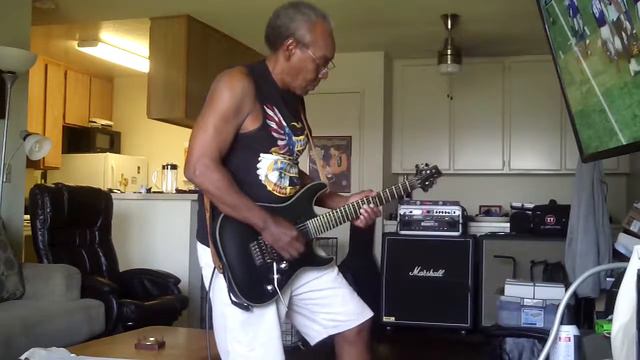 Schecter Hellraiser Passive Black W/FR смотреть онлайн