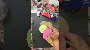Мороженое из пены для бритья, клея и гуаши