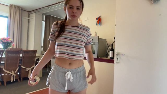 УФФ ТРУСИКИ СПАЛИЛА? смотреть онлайн