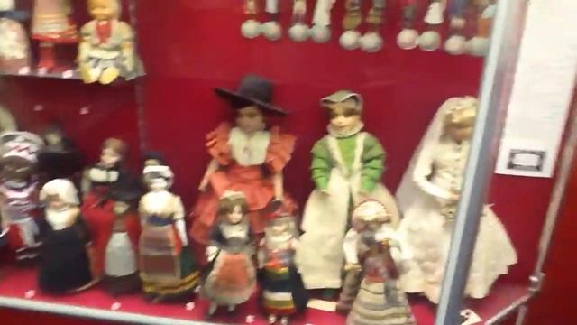 Musuem of Childhood, Edinburgh, Royal Mile смотреть онлайн